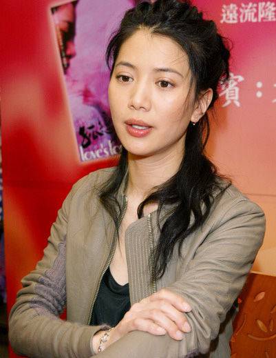 袁咏仪承认年轻时被包养 老公张智霖竟说出了这些话