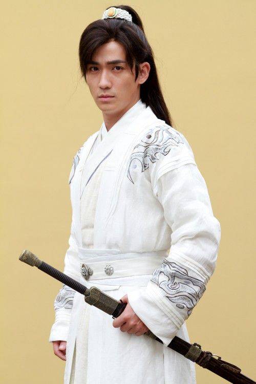 揭秘朱一龙与袁姗姗什么关系 盘点朱一龙演过的电视剧