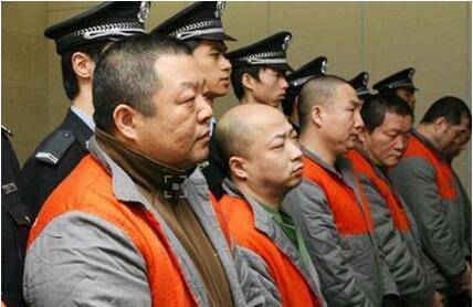 臧天朔为什么入狱  揭坐牢原因及斯琴格日乐关系