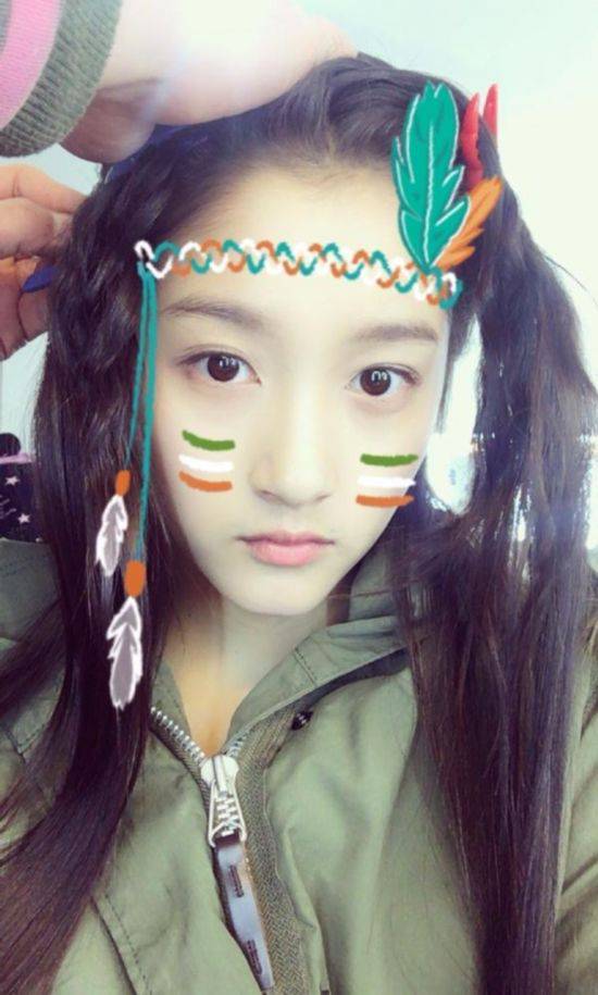 一仆二主杨树苗扮演者关晓彤资料 揭关晓彤惊人家庭背景