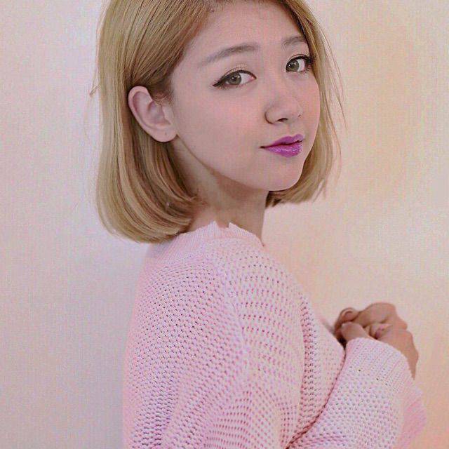 张恋歌陌陌人气高登《我是歌手踢馆》舞台 超强唱功粉丝破十万