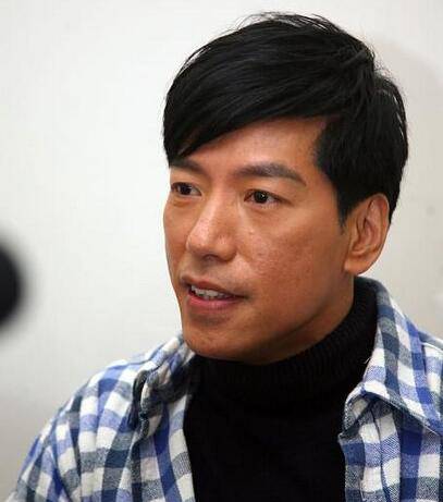 张耀扬黑社会电影有哪些  吸毒被抓被指是同性恋