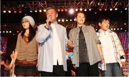 赵本山被抓是真的吗 揭秘十三亿资产怎么来的