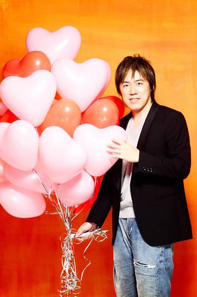 张宇与老婆十一郎相恋30年晒合照 张宇称十一郎是骗钱高手