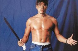 张耀扬黑社会电影有哪些  吸毒被抓被指是同性恋