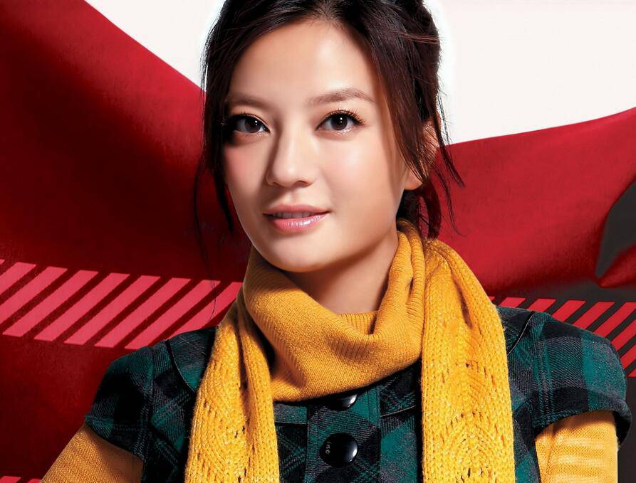 赵薇黄有龙婚纱照曝光 揭黄有龙个人资料家庭背景