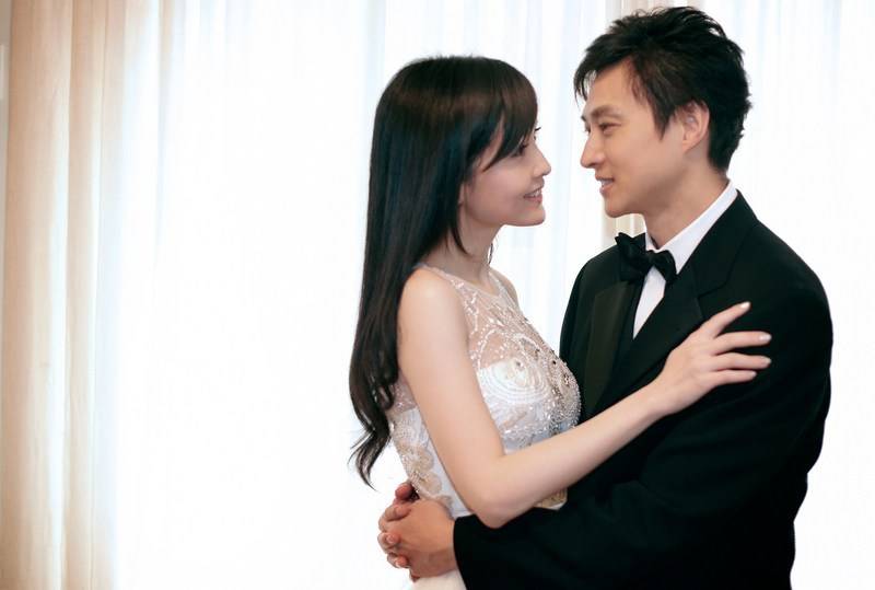  不老女神 周慧敏个人资料 周慧敏老公倪震夜店偷吃遭分房睡