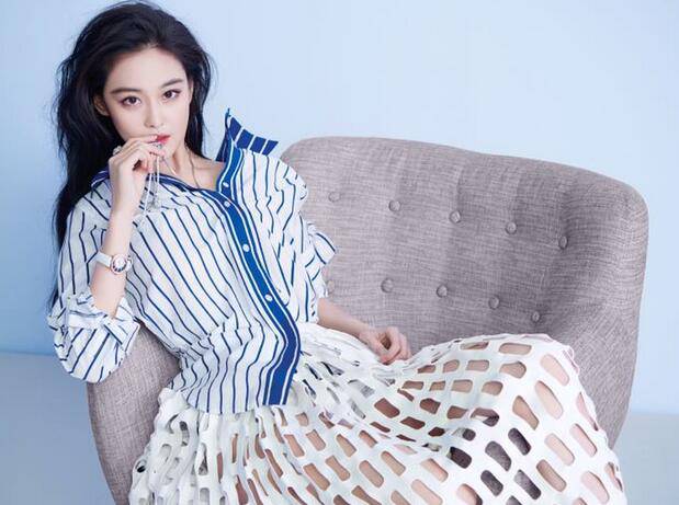 揭张馨予的乳有多大 疯狂床照曝光裸胸诱惑无下限