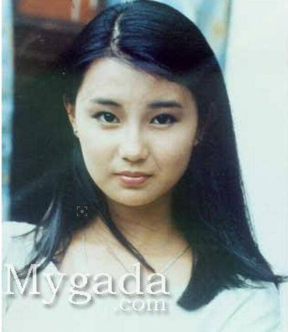 张曼玉老公是谁 曝其离婚原因只因性取向不同