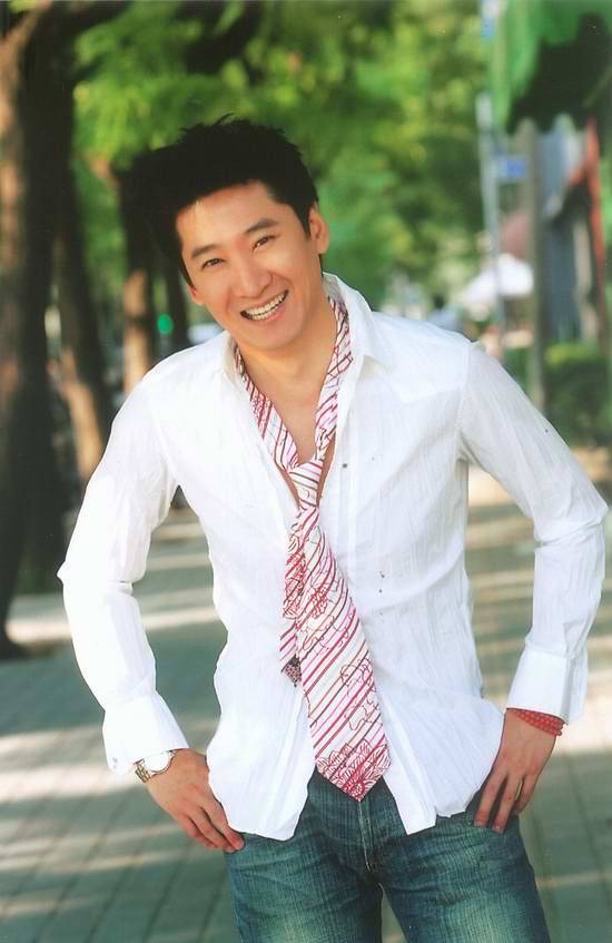 周杰老婆是谁 曝 尔康 周杰昔日负面新闻