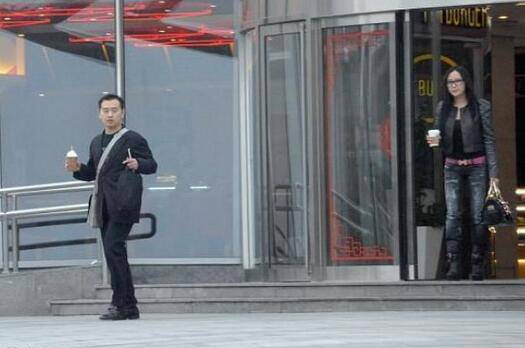 杨舒婷和孔令辉什么关系 杨舒婷大胸性感比基尼照遭扒