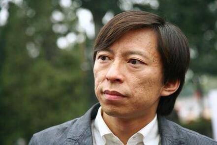 网曝搜狐CEO张朝阳吸毒被抓 回应 吸个毛线