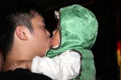 丫蛋老公儿子照片曝光 揭丫蛋成名前辛酸经历