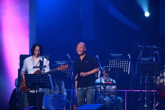 揭周晓鸥与老婆唐平离婚原因 曝周晓鸥单飞内幕真相