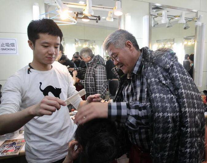 赵本山究竟多大年龄 揭其退出春晚真相