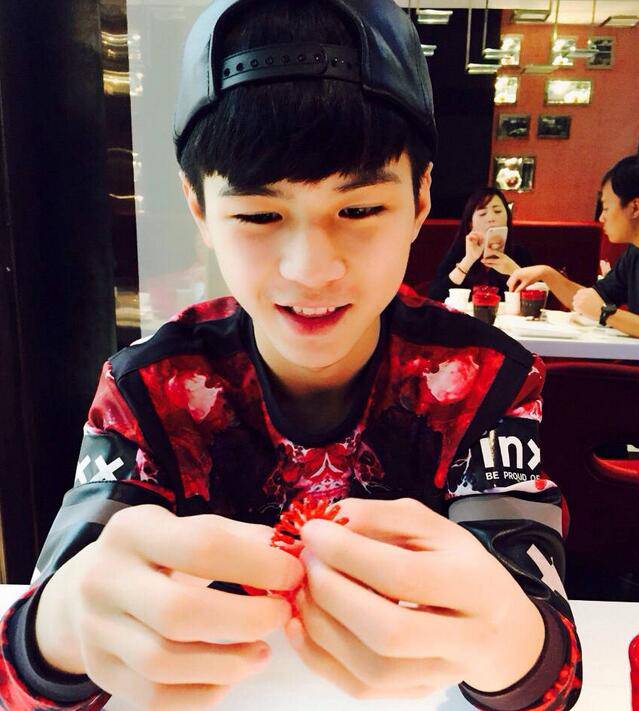 变形记最帅主人公杨桐照片 叛逆少年变学霸的成功逆袭