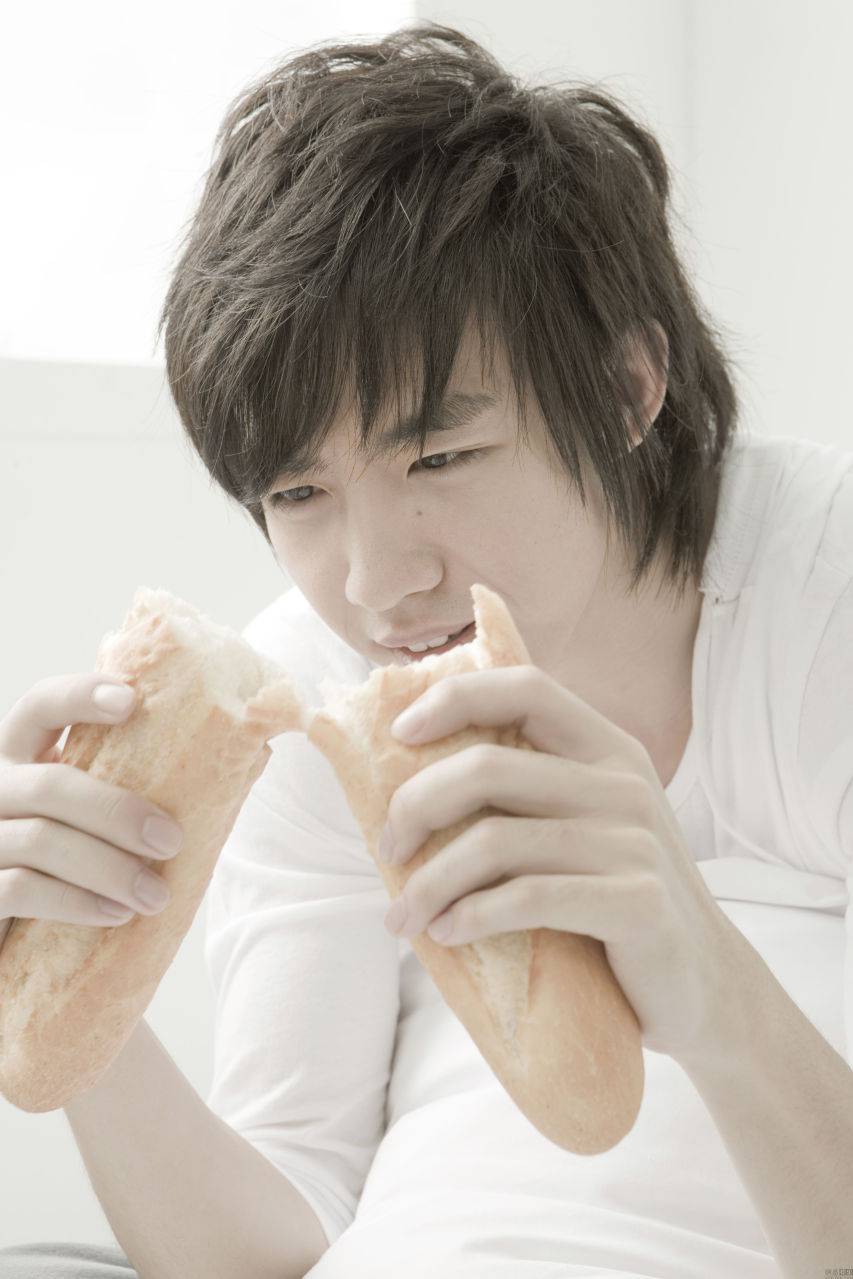 俞灏明个人资料 俞灏明烧伤前后对比