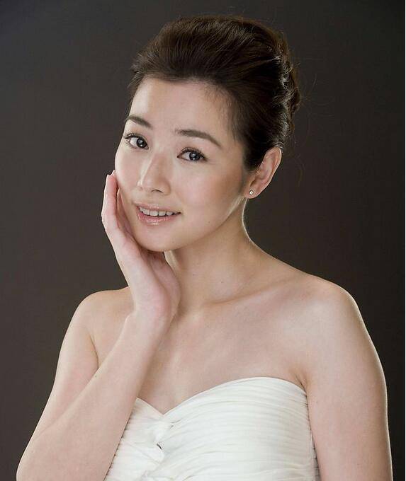 陈怡蓉老公薛博仁背景曝光 揭其小三上位甘当后妈