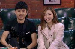 张杰邓紫棋暧昧激怒谢娜 曝邓紫棋张杰勾肩搭背照片