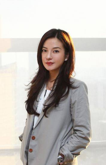 盘点赵薇演过的电视剧 赵薇生日否认范冰冰漂亮