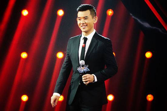 李响劈腿李菲儿与孙骁骁分手真相曝光 李响个人资料