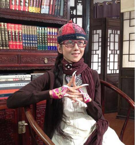 小彩旗老公是谁 杨丽萍外甥女小彩旗成名之路大揭秘