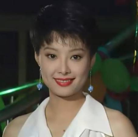 袁立儿子遭老公林博文微博曝光 袁立老公林博文个人资料