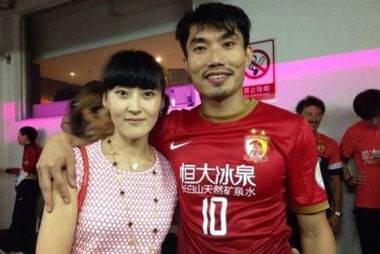 郑智老婆邵娜背景资料曝光 郑智老婆邵娜被称为8辆宝马女