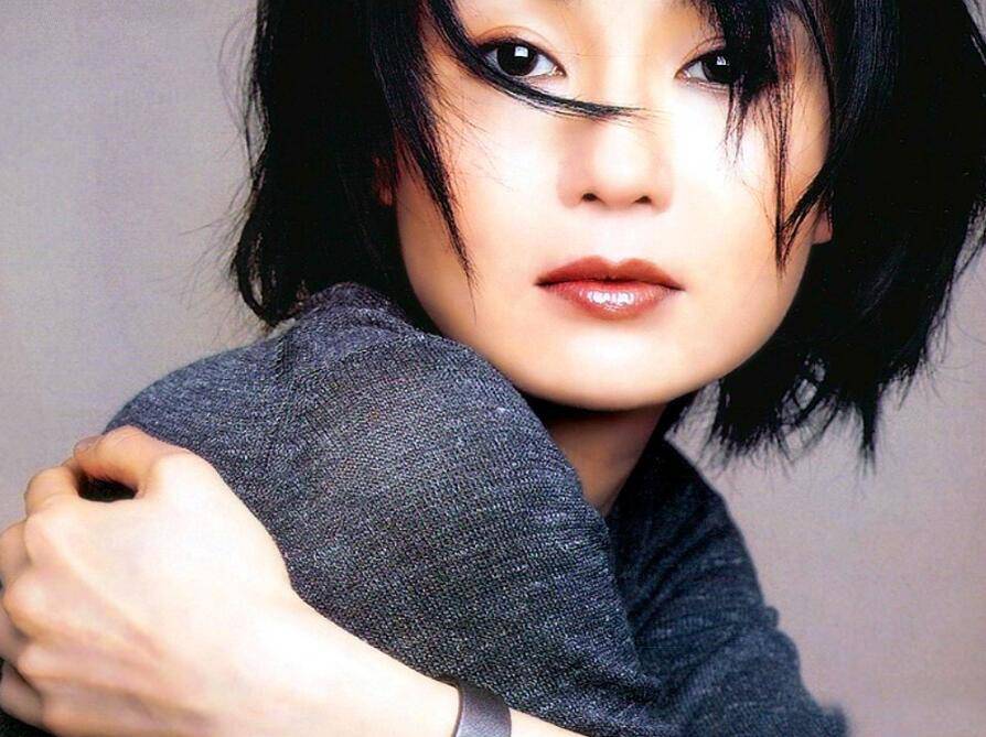 张曼玉老公是谁 曝其离婚原因只因性取向不同