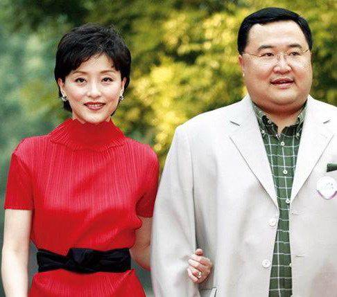 杨澜国籍遭质疑 杨澜声称自己永远是中国国籍