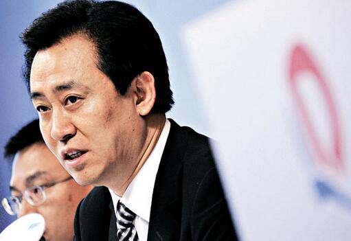 恒大老板许家印简历背景曝光 他儿子老婆分别是谁