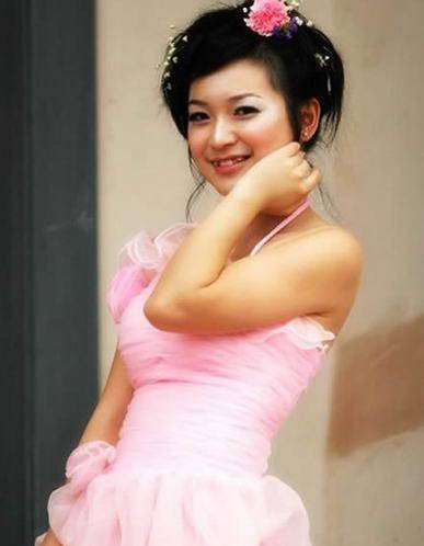 张艺谋女儿张末遭前夫家暴虐待 张末个人资料