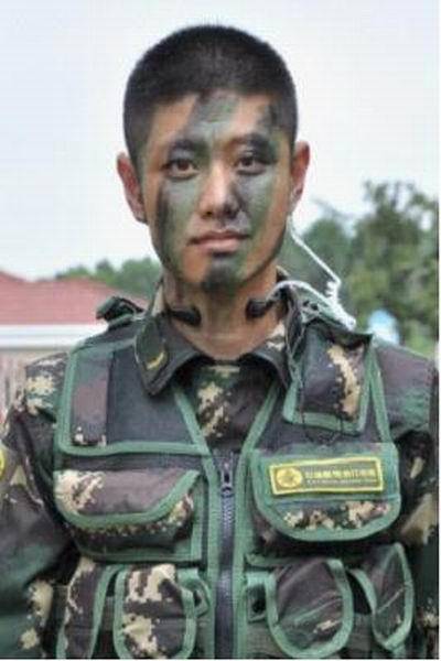  农村兵 赵荀个人资料 赵荀求婚女友濮玉被赞大美人