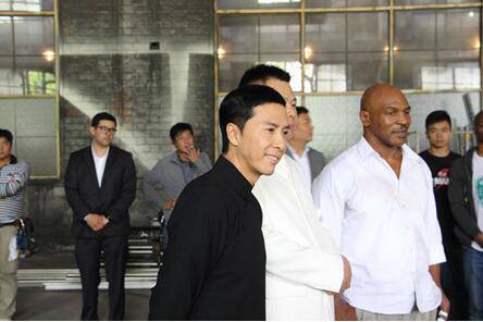 揭赵文卓甄子丹事件过程 细数与甄子丹交恶的明星