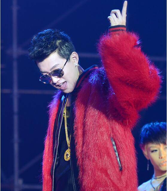 范世琦滚出快男是怎么回事  范世琦张檬恋情曝光