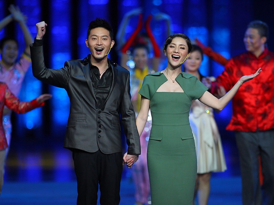 胡可微博晒儿子近照 称撞脸 国民老公 宋仲基