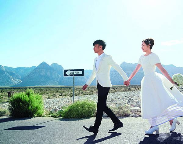 古巨基光棍节结婚 双11办婚礼遭网友调侃虐狗