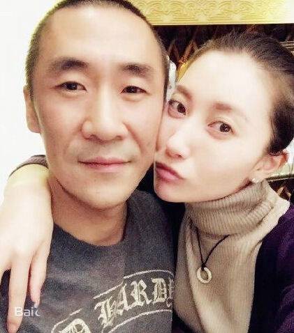 殷旭微博晒与章子男合影庆周年日 殷旭个人资料