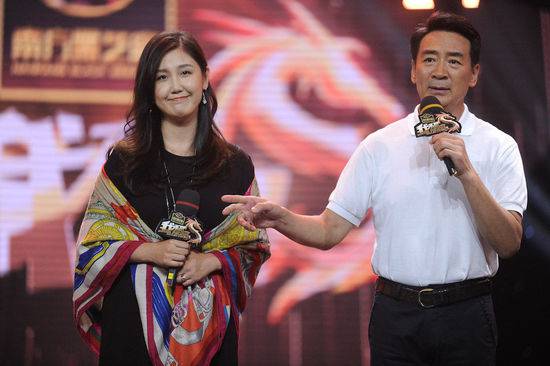 揭秘《情深深》赵薇爹寇振海老婆李婷资料