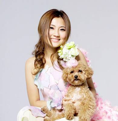 selina离婚真相大揭秘 selina烧伤前后照片对比