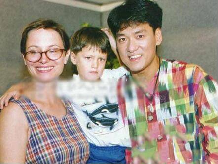 周华健老婆个人资料 因花心险离婚害太太早产