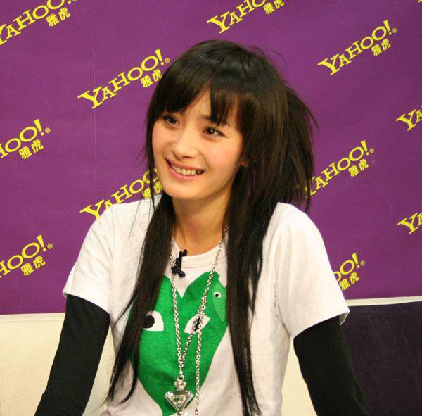 杨幂被潜规则全图遭曝光 第一次被 潜 很难过