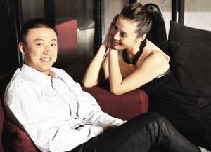 张宁益微博表示终离婚 验收千万房产时满面笑容