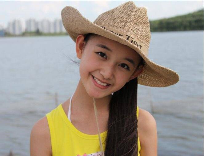 小童星吴磊蒋依依恋爱 称初给了对方