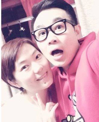 大鹏老婆张文露照片引热议 网友直呼 美艳动人