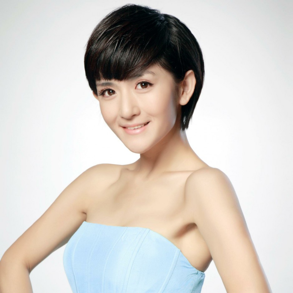 谢娜简历曝光 揭秘谢娜为什么下跪道歉