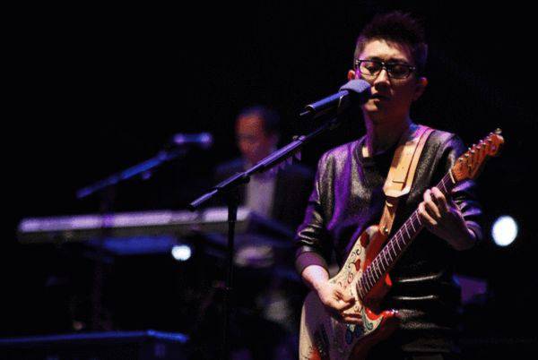 中国好声音金志文唱哭导师 《我歌》踢馆失败