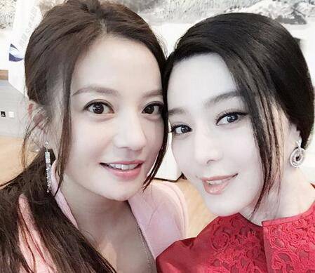 赵薇演过的电视剧有哪些 丈夫探班撞床戏超囧