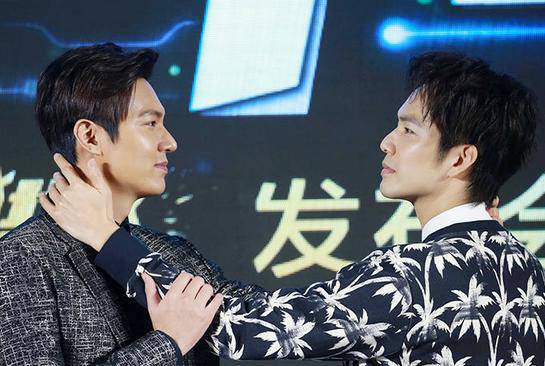 盘点钟汉良主演的电视剧 钟汉良谢易桦合影曝光