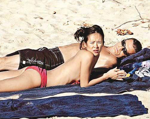 章子怡沙滩高清图片 章子怡裸照大曝光